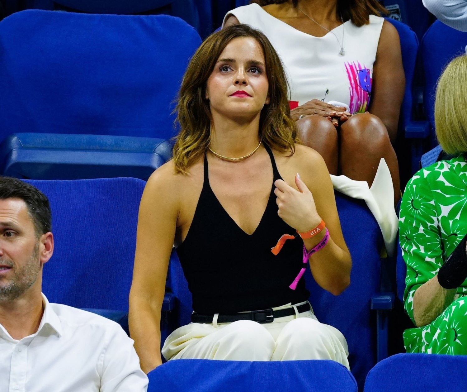 rmvkdJ9Q Emma Watson US Open outfit 06.jpg